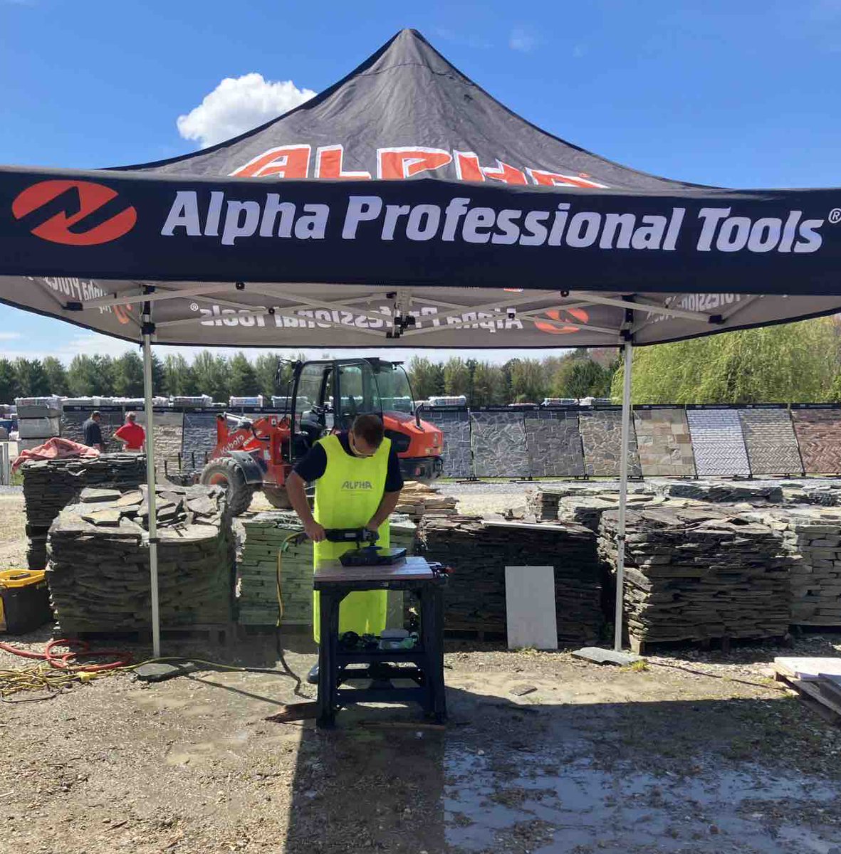 alphaprotools's tweet photo. It’s a beautiful day for a demo!
@alphaprotools

#alphaprotools #hardscape #contractors #installers #tilecontractors #cuttingblade #stonefabrication #stonetools #concrete #hardscapecontractors #landscaping https://t.co/hTMzlJ7w0Y