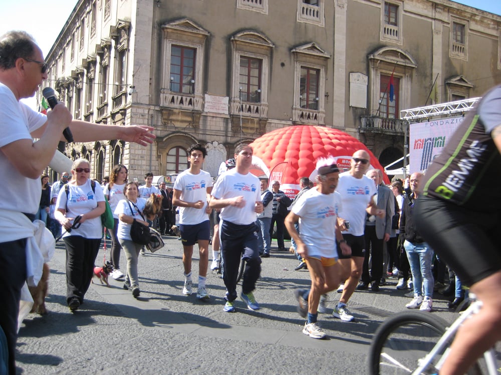 📢Torna a Catania la Walk of Life in Piazza Università: dal 25 al 28 aprile, il 'Villaggio del Dono e della Solidarietà'. ❤️ Domenica 30 aprile, alle 10, partirà la Walk of Life lungo le strade più belle del centro storico di Catania. telethon.it/partecipa/even…