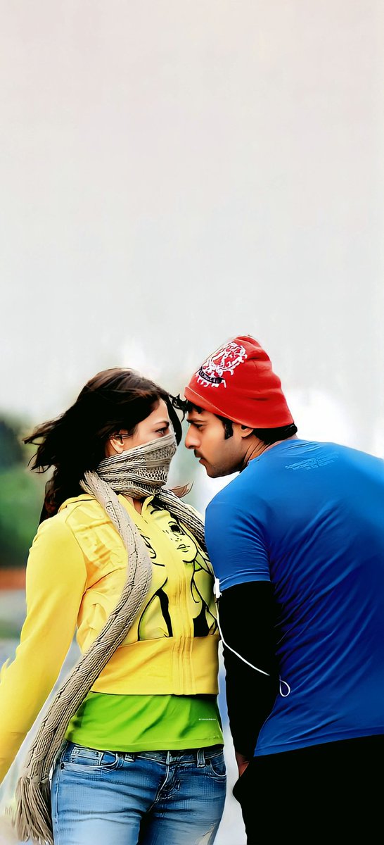 wekafawa's tweet photo. Reminiscing the sweetest pair from #Darling 😍🥰❤️
#14YearsForDarling
@MsKajalAggarwal
#kajalAKitchlu #KajalAggarwal #KajalAggarwalFans #KajalFans #Kajalism #Satyabhama #Prabhas #Kafawa https://t.co/w2HLmAsuQH