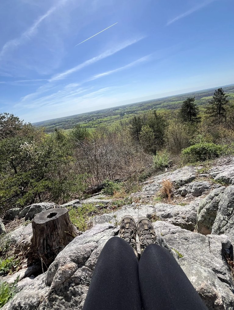 Lace up your hiking boots and explore Sugarloaf Mountain!🏔️ We've rounded up the top reasons in our blog.🥾 #VisitMoCo #Hike #SugarloafMountain #VisitMaryland ow.ly/ZXXp50Rmb4W