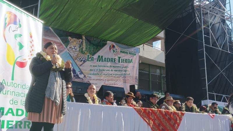 IICABolivia's tweet photo. Organizado por el #MMAyA y el apoyo de la #APMT, el IICA Bolivia participa en la “4ta Feria conmemorativa por el Día Internacional de la Madre Tierra”, un evento que promueve la conciencia ambiental y la acción por nuestro planeta 🌎💚 https://t.co/zwe8pDwLLr
