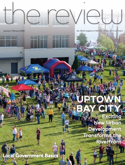 From blighted buildings ➡️ To walkable, mixed-use riverfront space. Learn more about Uptown Bay City, winner of the 2019 Community Excellence Award, here: hubs.la/Q02tCgNc0 Apply here: hubs.la/Q02tChrk0