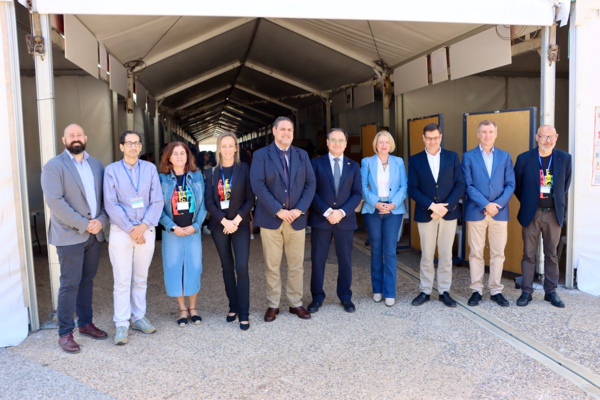 Un evento organizado por la UAL, junto con @AlmeriaJunta y @FDescubre  que es ya un referente para toda la provincia 🙌🏻

Puedes leer más en UALNews 👉 bit.ly/3QjZtZJ

@ualotri #UAL #SoyUAL #UALdivulga #cienciaUAL #DivulgaciónCientífica