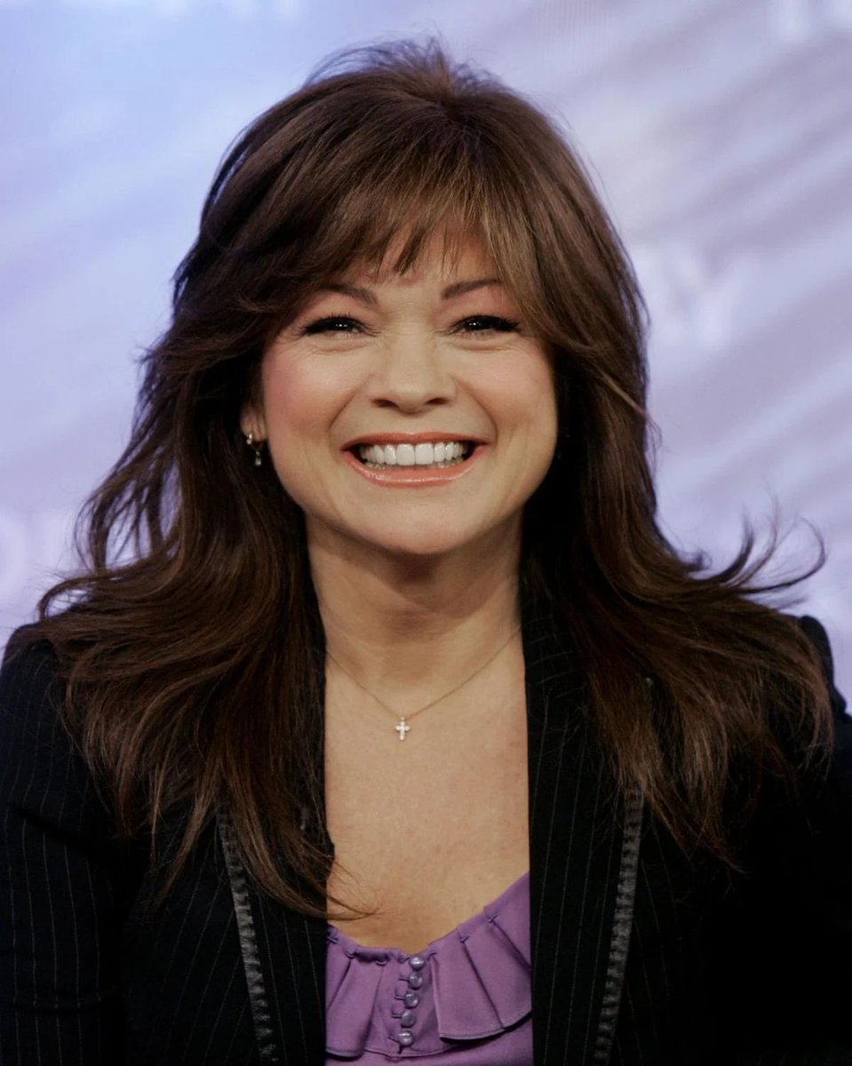 NLCarolynMuse's tweet photo. A #HappyBirthday to film/television actress and cook Valerie Bertinelli (64). #ApplesWay #OneDayataTime #TheHardyBoys #CHOMPS #Fridays #Sydney #CafeAmericain #TouchedbyanAngel #HotinCleveland #ValeriesHomeCooking #KidsBakingChampionship https://t.co/slGICeRFcG