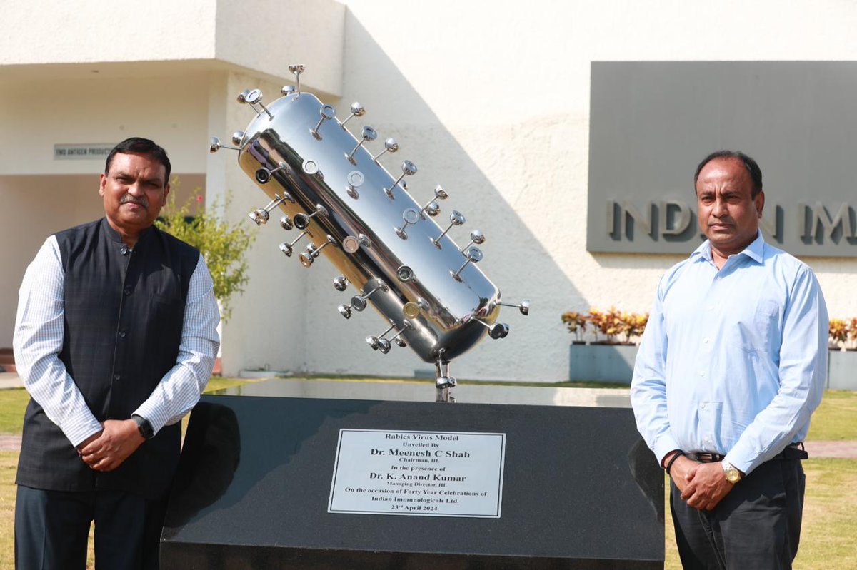 Dr @ShahMeenesh, Chairman, NDDB & Indian Immunologicals Limited (IIL), a wholly-owned subsidiary of NDDB inaugurated a ‘Rabies Virus Model’ at IIL’s Gachibowli campus in Hyderabad on the eve of the 40th anniversary of IIL in presence of Shri S Rajeev, ED, NDDB, Dr. K. Anand