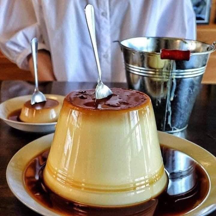 Quien para fumar uno y clavarse un balde de flan?