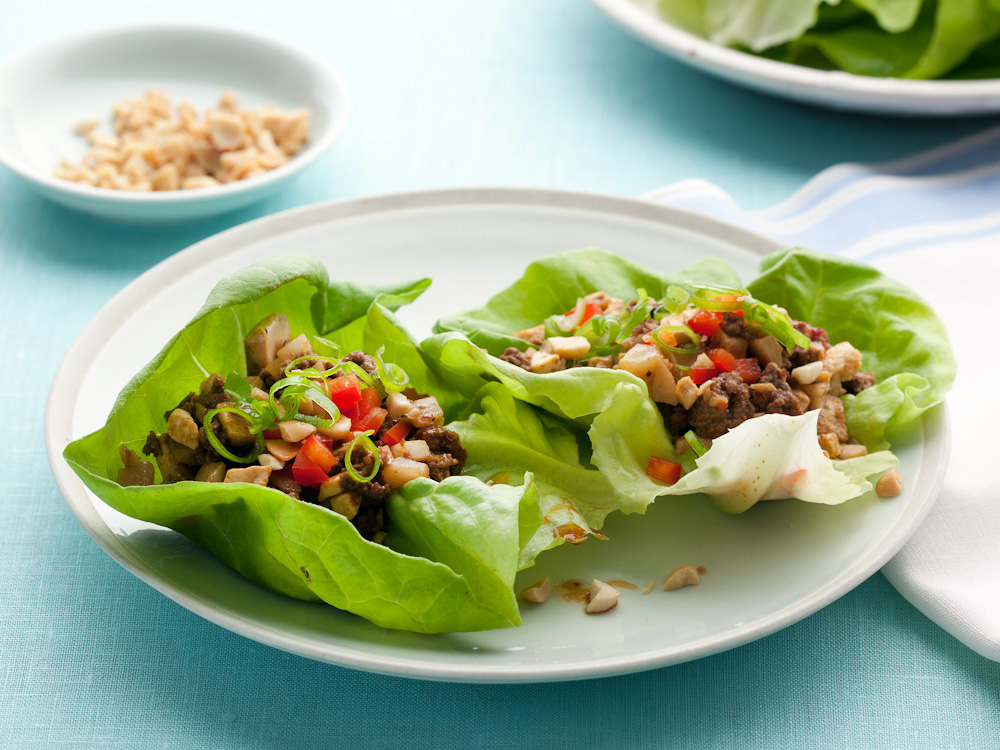 Lettuce introduce you to your new favorite weekday lunch: @Ellie_Krieger's Lettuce Cups with Tofu and Beef! 🥬 Get the recipe: cooktv.com/2QTonnb