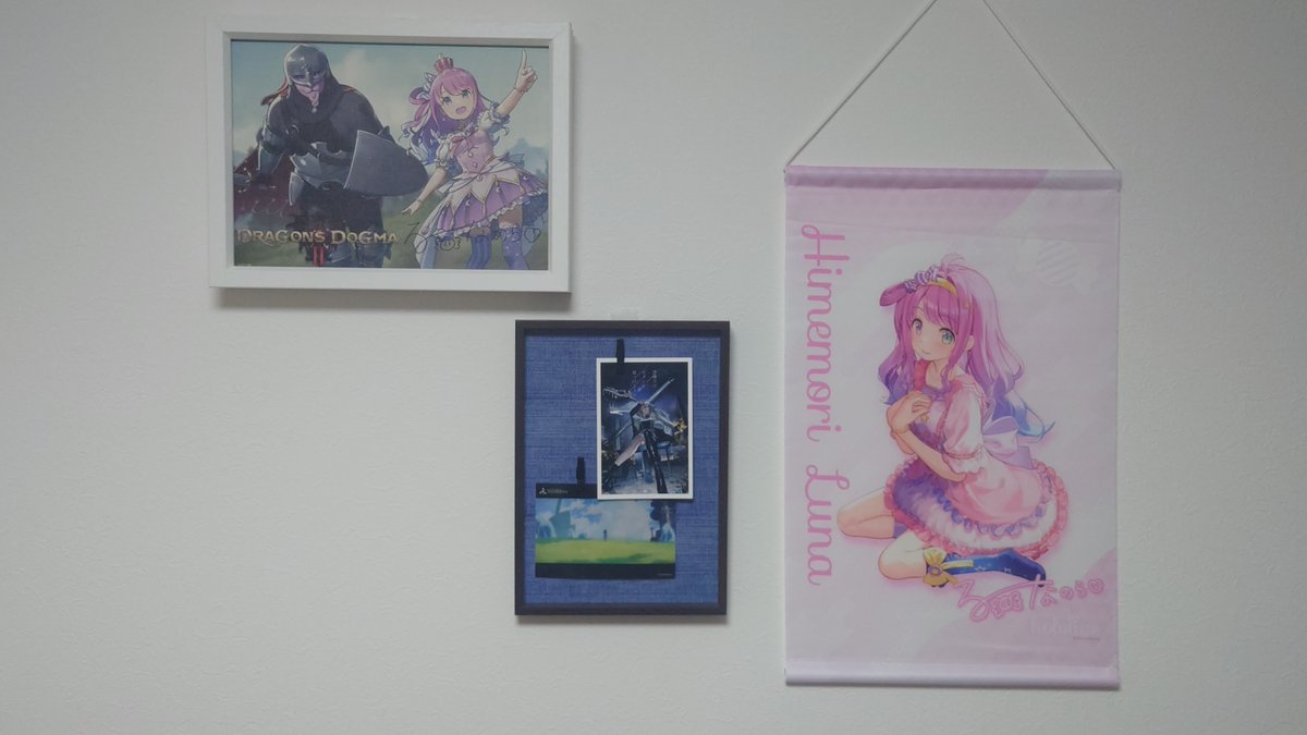 cf345ts's tweet photo. ドラゴンズドグマ2 るーにゃいとの冒険SSコンテスト大賞景品、サイン入りキャンパスアートが届きました！
実は先週届いていて勿体ないので飾るかどうか迷っていたけれど毎日眺めて元気貰いたいから額縁に入れて飾る事にしました
姫様、ルーナイトの皆さん改めてありがとうございました
 #なのらいぶ https://t.co/mZfapFBio0