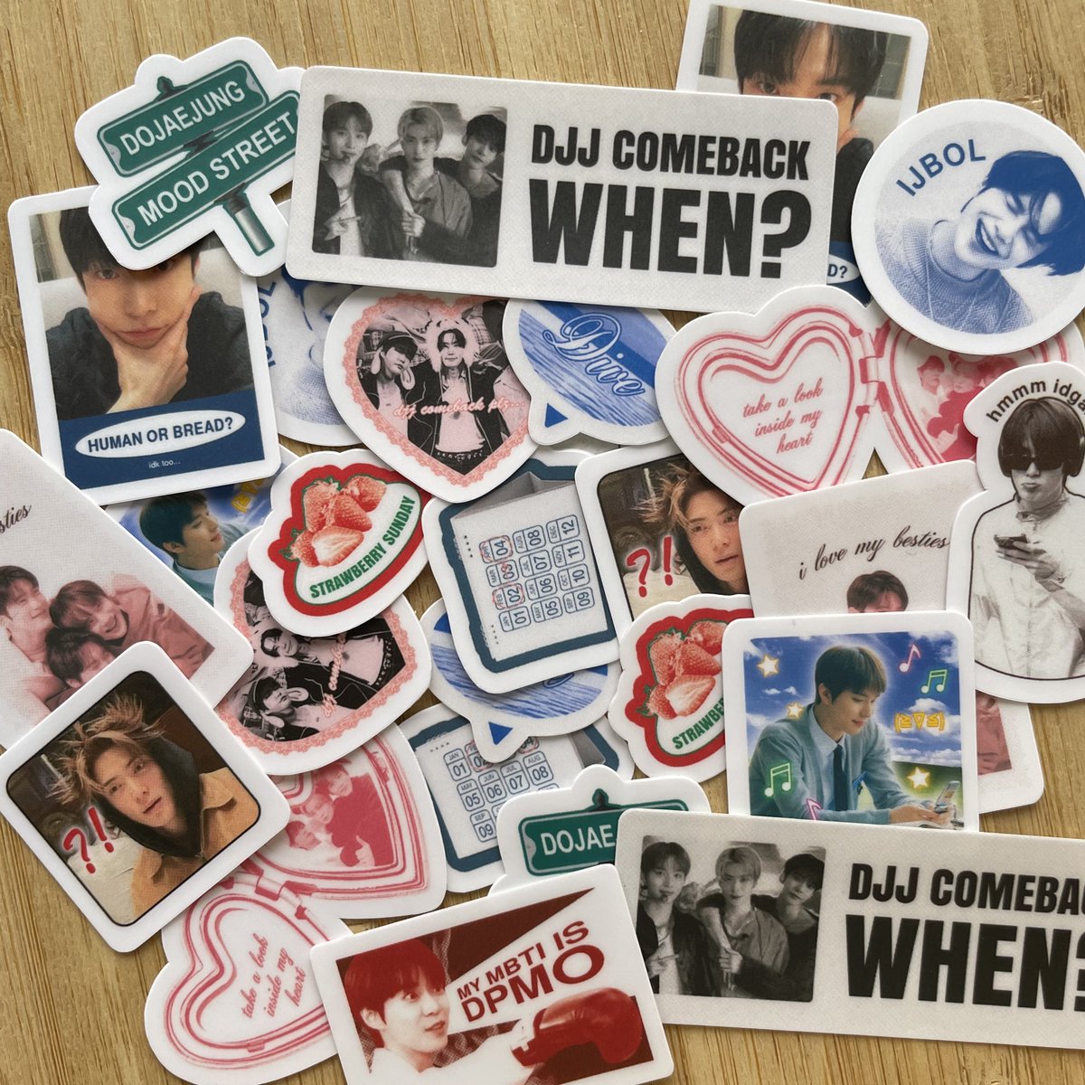 flowerroad417's tweet photo. WTS / LFB

selling onhand items for claiming via meet-up at these cses!

@/clubsweetener (mahae 4/27) 
@/fromjae2woo (5/4)

b-grade photocard holder: ₱60 
sticker pack (random 10 pcs): ₱100  

DM to claim💌

mop: gcash/bdo/bpi
dop: before meet-up

🏷️ nct dojaejung djj ph https://t.co/jQKL7ZT5Cy