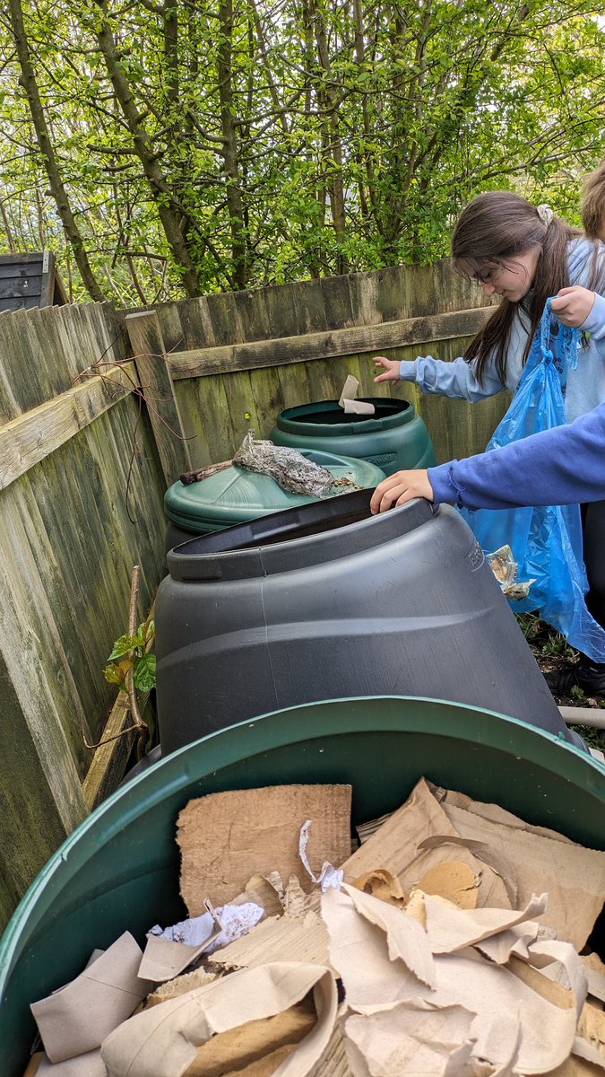 SwissValleyCP's tweet photo. JF & AT of Bl5/6 PP #EcoCouncil collected #paper, #cardboard and #eggshells from the school kitchen for our #composters #SVCPGardenAllotment #SVCPOutdoors @GroundforceSV https://t.co/PLcLWvkCvr