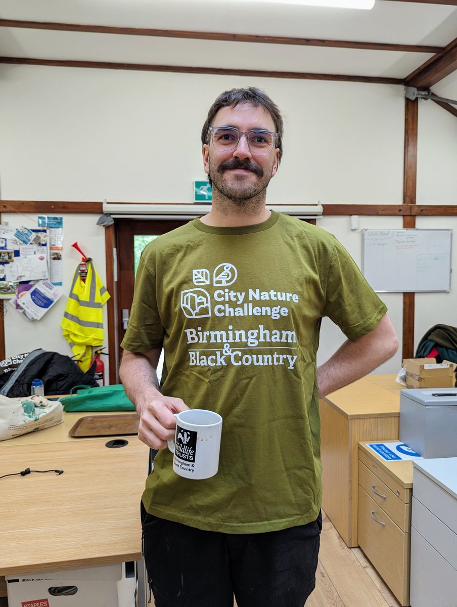 We now have City Nature Challenge t-shirts! Look out for us and Birmingham & Black Country Wildlife Trust wearing these at City Nature Challenge recording events this weekend! bbcwildlife.org.uk/CityNatureChal… #CityNatureChallenge
