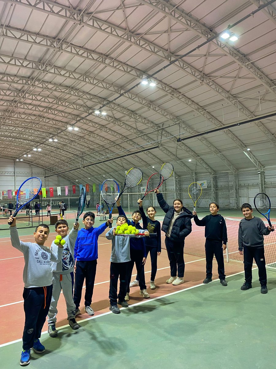 #23NisanKutluOlsun 

23 Nisan Ulusal Egemenlik ve Çocuk Bayramımız Kutlu Olsun 🇹🇷🎾

<a href="/GSB_Gaziantep/">Gaziantep Gençlik ve Spor İl Müdürlüğü</a>