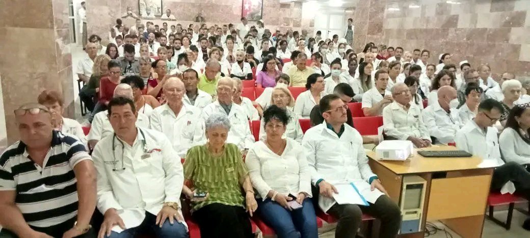 FORUM de Ciencia y Técnica en el @hpsscc con homenaje a los profesores Dr Pedro García Alfonso y Dr Miguel Orina Margolle, además de los trabajos en comisiones. #SanctipíritusEnMarcha #GenteQueSuma