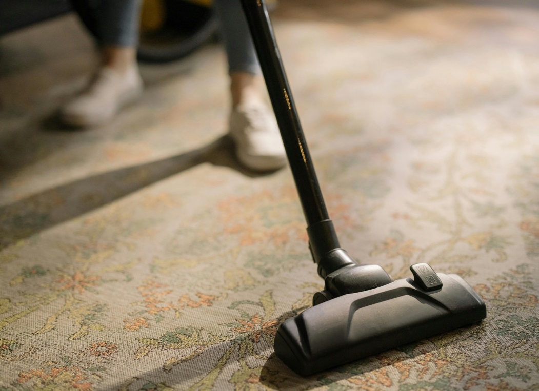 levantashopgr's tweet photo. DIY: Καθαρίστε τα χαλιά με αιθέριο έλαιο λεβάντα - https://t.co/hm2w3BeM6m https://t.co/9XBfXjhZn4 μέσω @levantashopgr https://t.co/U0f12zpLXD