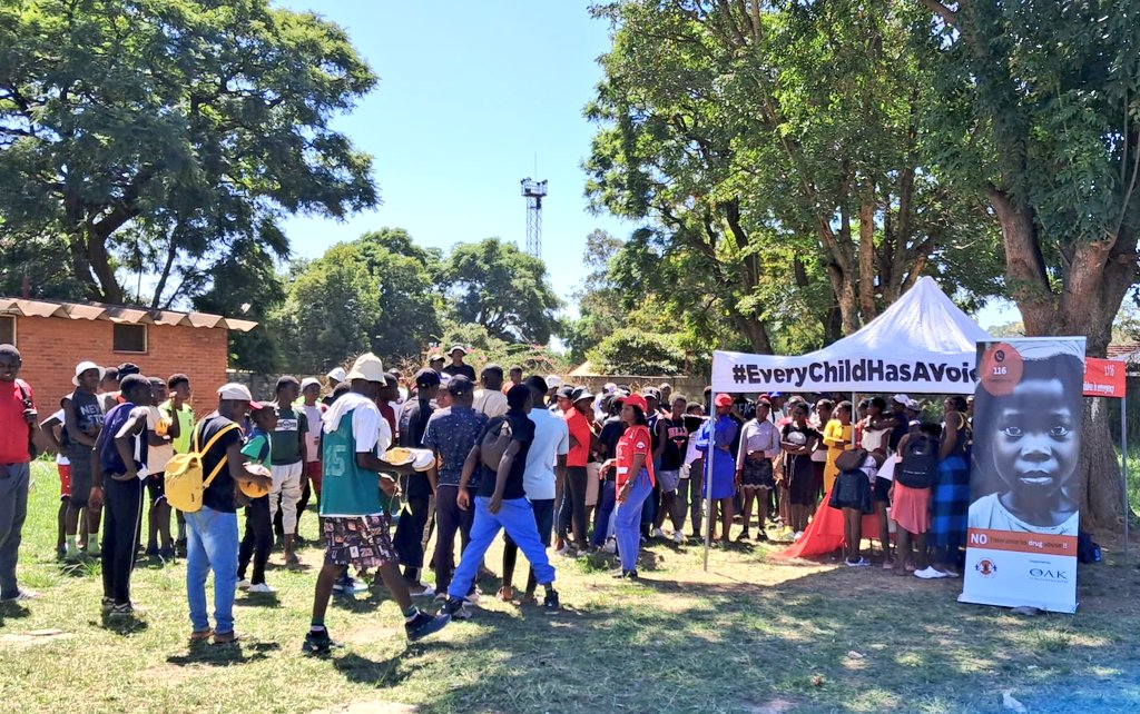 childlinezim's tweet photo. 🔴Team registration is currently taking place for a sports tournament in Dzivarasekwa, hosted by @childlinezim in partnership with @OakFoundation. The tournament aims to raise awareness on drug and substance abuse, child abuse, and reporting platforms.
#116freephone. https://t.co/DK4DfpDHvt