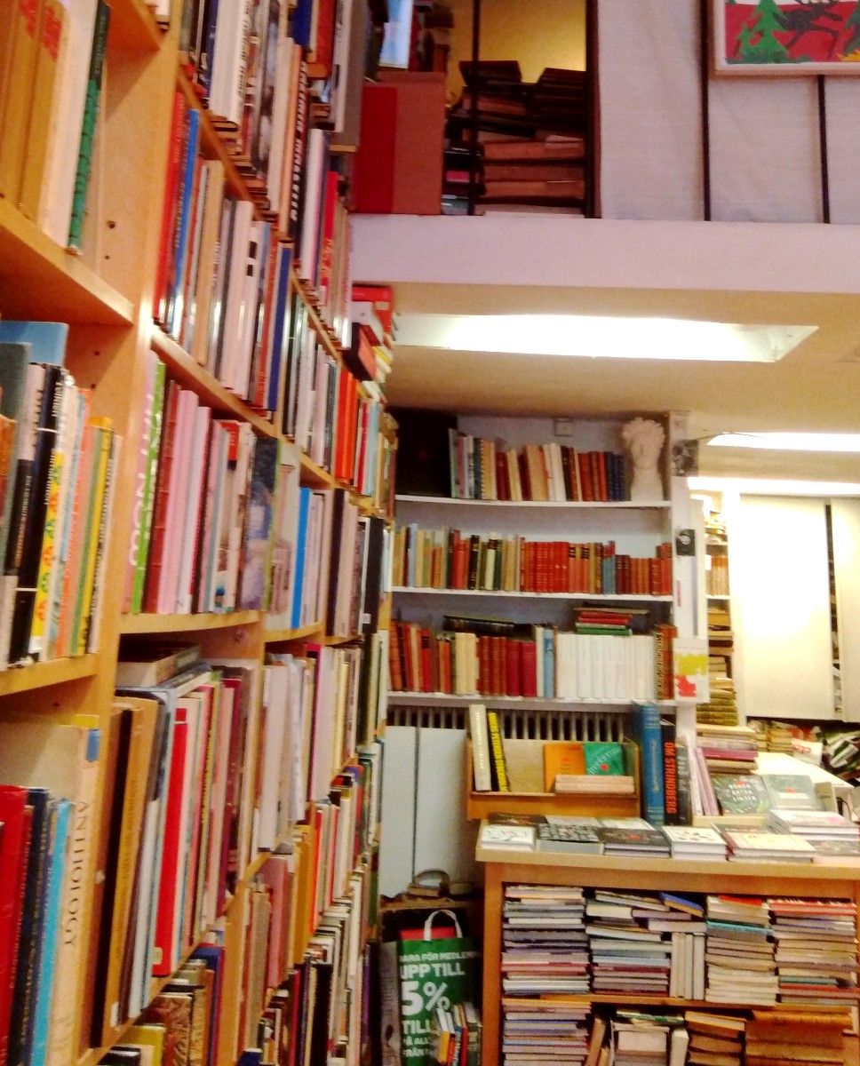 BreveDicha's tweet photo. We read to know we are not alone
C.S. Lewis
(1898 – 1963)
#WordsInTheWind
#WorldBookDay https://t.co/RSYFZaggyz