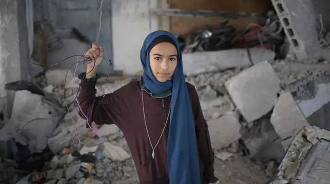 “Education Under Attack in #Gaza, W/Nearly 90% of School Buildings Damaged or Destroyed & No University Left Standing” Read powerful joint statement by #ECW’s @YasmineSherif1, @Save_children’s @SaveCEO_Intl & @NRC_Norway’s @NRC_Egeland. 👉educationcannotwait.org/news-stories/f… @UN @UNRWA