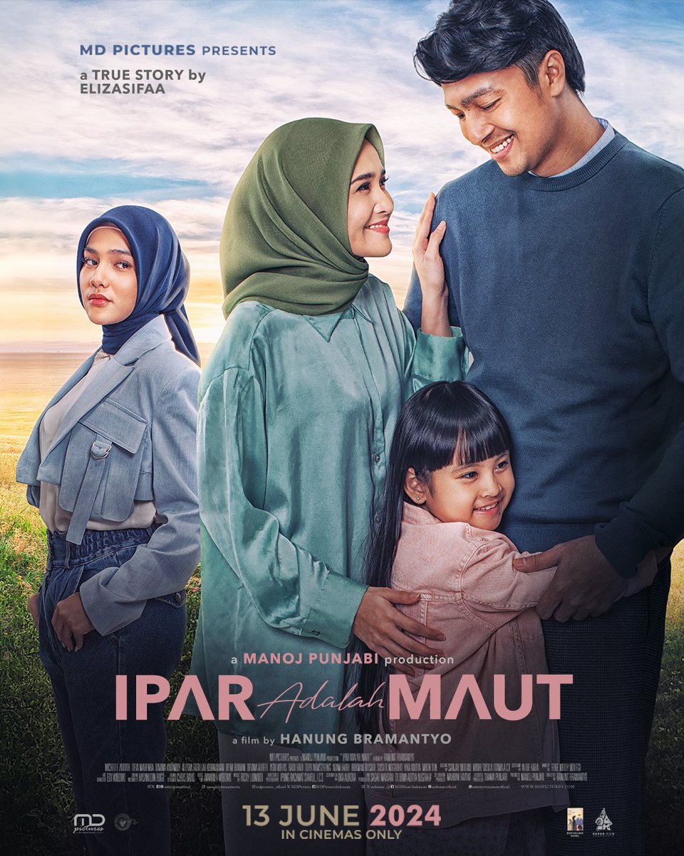 Apakah keluarga masih bisa disebut sebagai rumah jika itu memberikan luka? Official Poster IPAR ADALAH MAUT Disutradarai oleh Hanung Bramantyo @HanBram, akan mulai tayang di bioskop 13 Juni 2024.