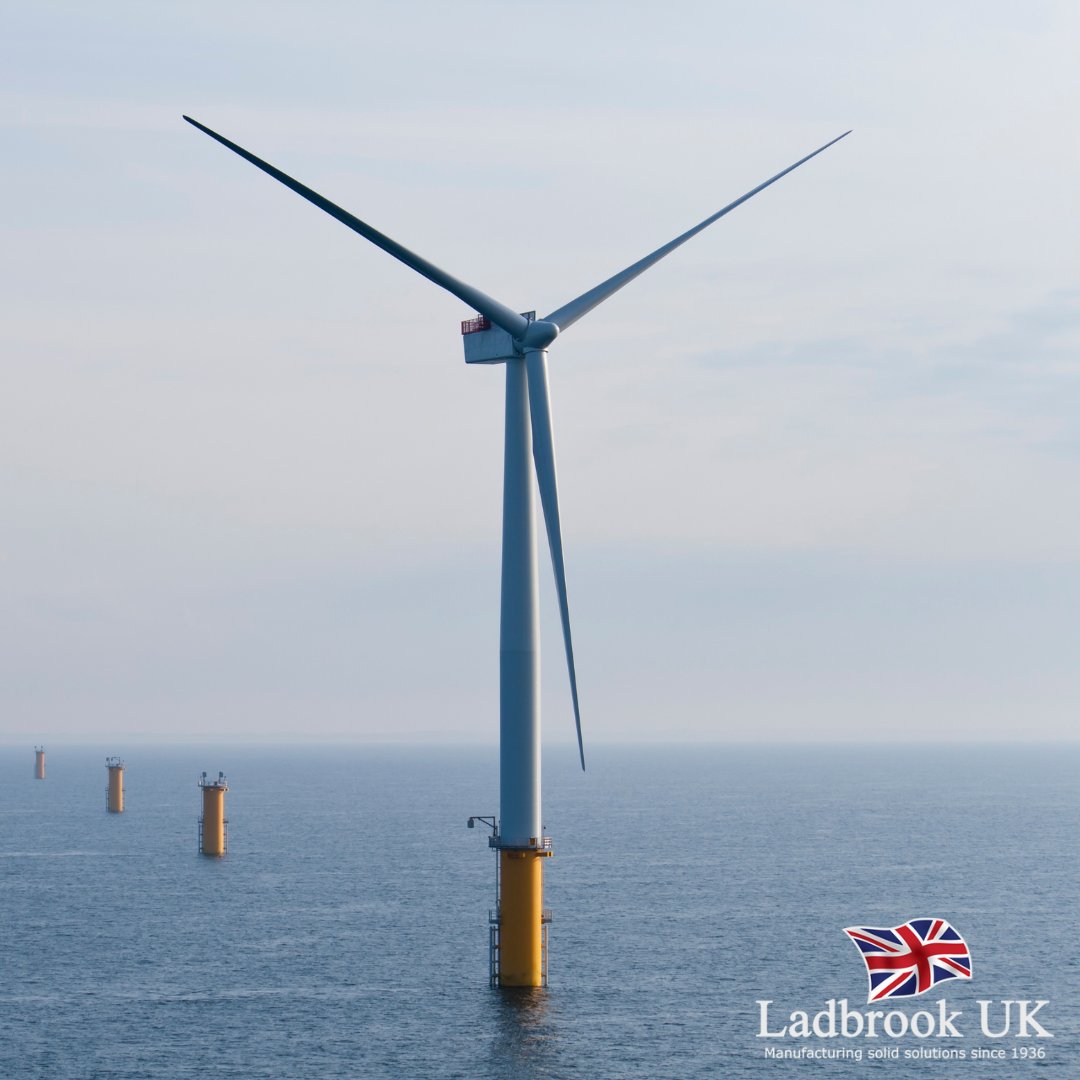 🌬️ A report published by @renewableuk shows that the Government has an opportunity to secure a record number of new offshore wind farms and a record amount of new capacity, which is great news for the industry. Read here: bit.ly/48wVCyX #RenewalEnergy #OffshoreWind