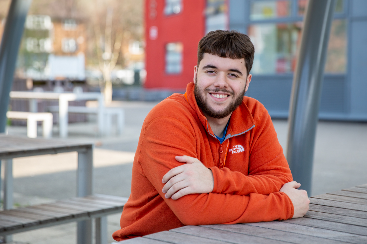 👮 Aiming to get into the #Police, James chose #PublicServices to develop skills he needs for his #career 💬 'I’m gaining lots of great skills for my future. College gives you the steps you need to reach the next level' #MakeIt in your dream career 👇 coleggwent.ac.uk/makeit