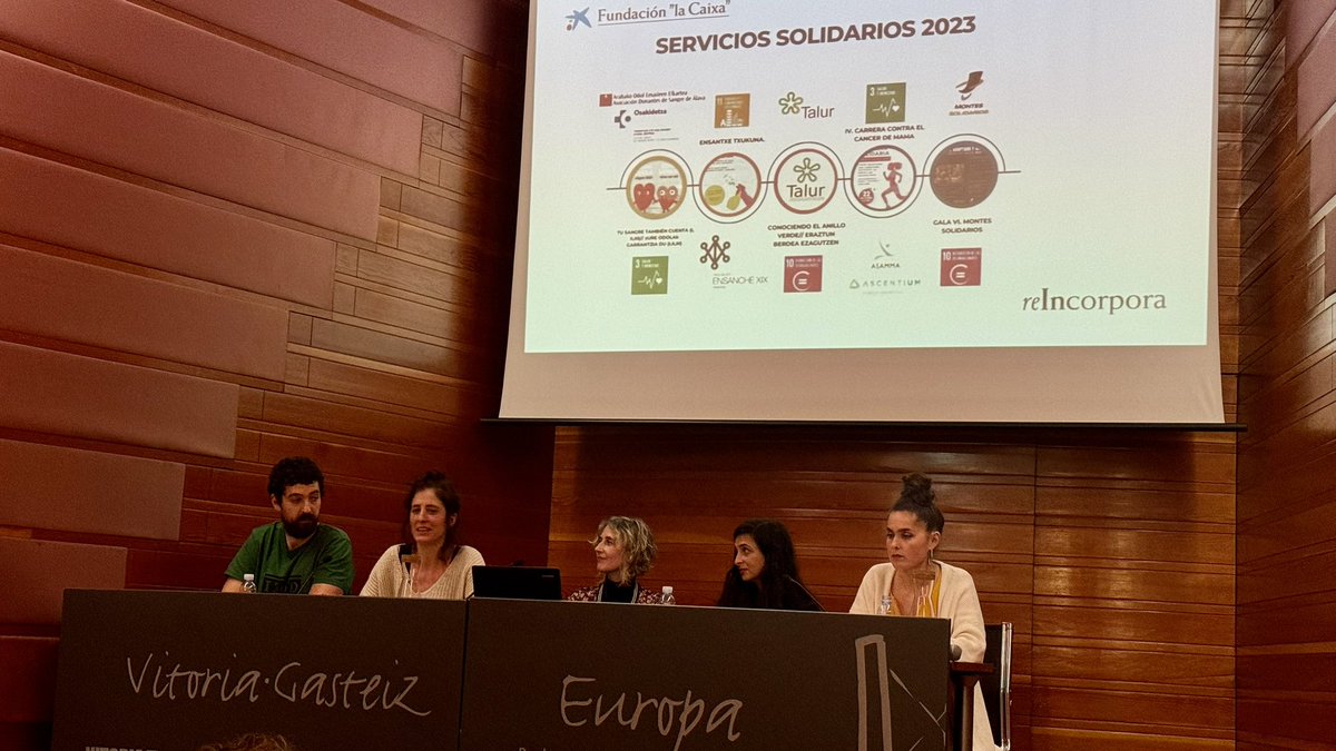 Presentación del programa #Reincorpora de <a href="/FundlaCaixa/">Fundación ”la Caixa”</a> por parte de #Fsartu entre las entidades de Incorpora Euskadi en #europajauregia  <a href="/vitoriagasteiz/">Vitoria-Gasteiz!</a> 
#incorpora. #euskadiinklusiboa