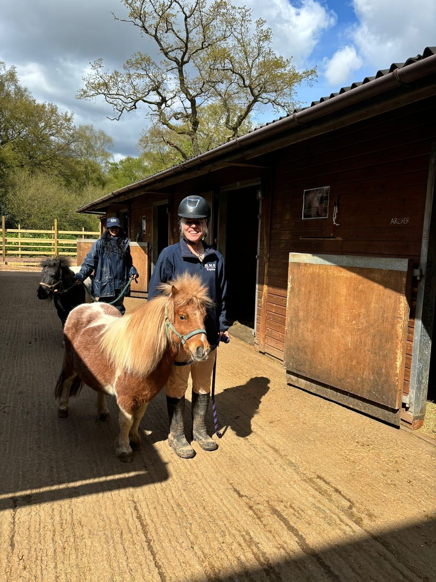 Good to catch up with our current learners on their journey towards a Level 1 Diploma in Work-Based Horse Care #HorseLife #EquineTraining