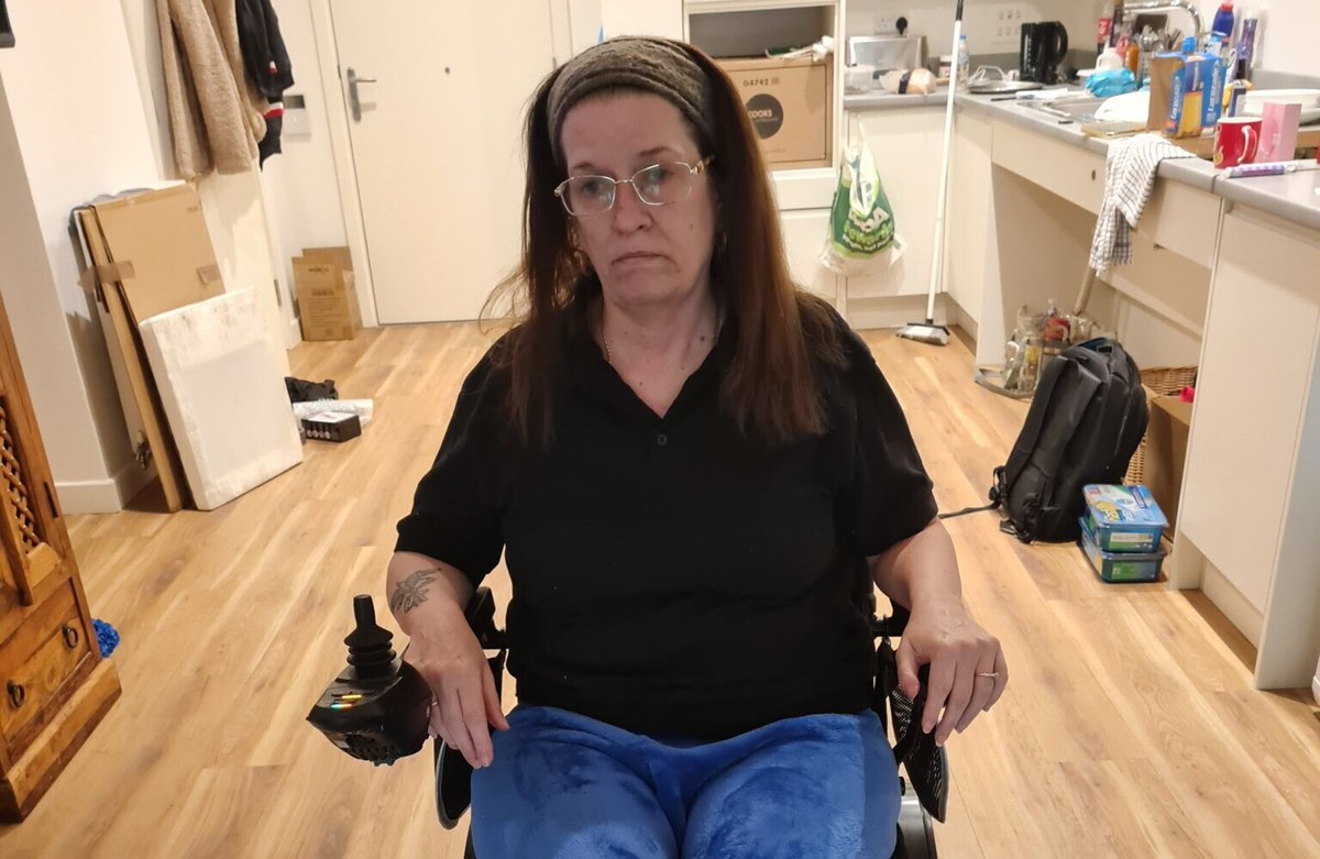 ‘If there is a fire I won’t get out’: Disabled woman trapped in fourth four flat for two years londonnewsonline.co.uk/news/if-there-…