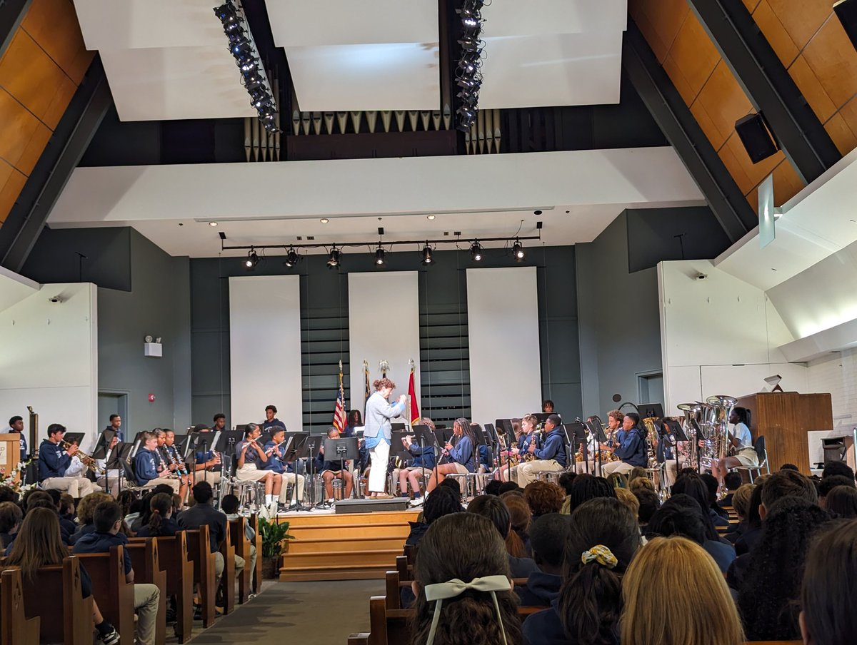 Yesterday during community time we enjoyed a fabulous performance by our MS Cadet and Honor bands! @WA_Bands @DeeKoscik @jcleighparsons @WAMiddleSchool @WoodwardAcademy @WALearns