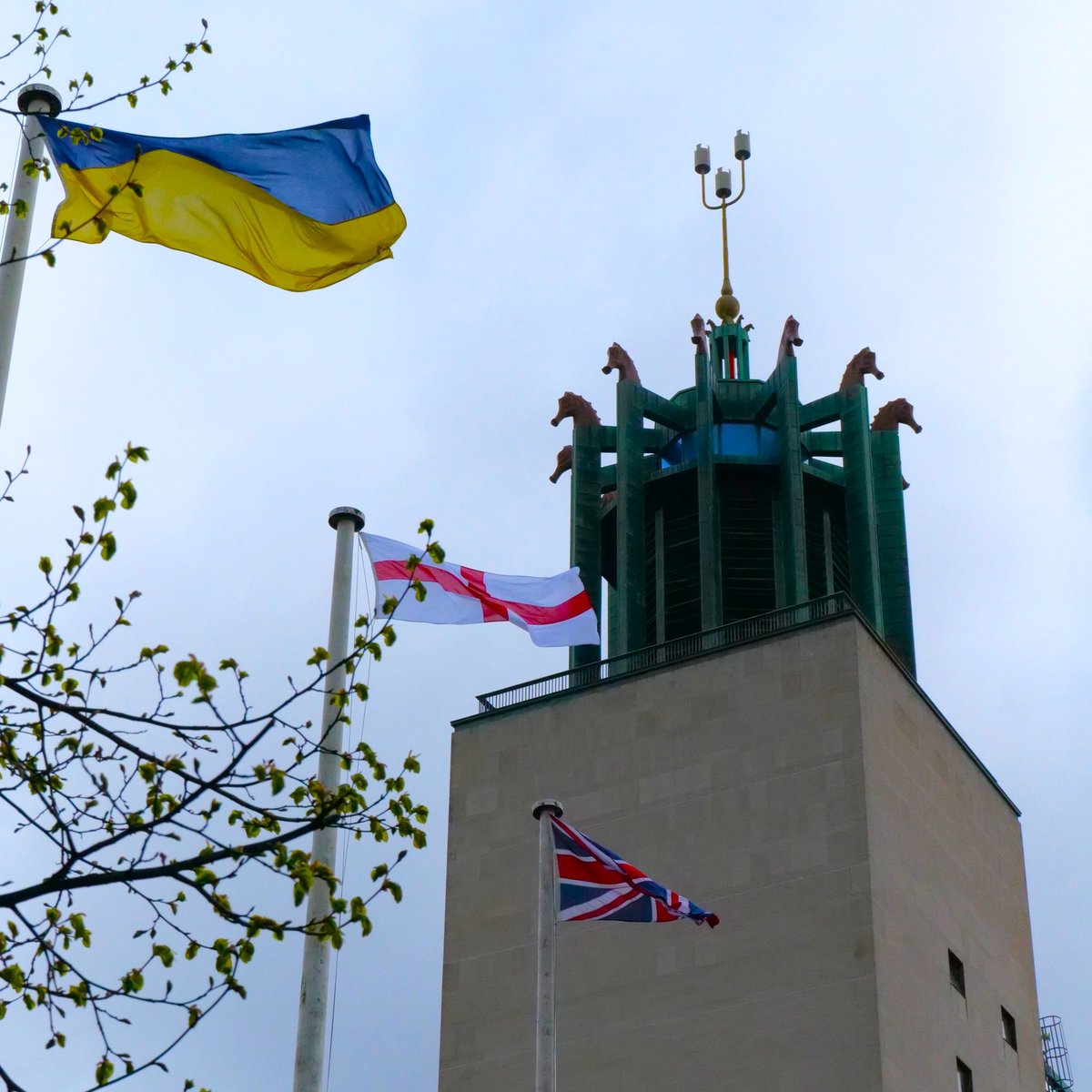 Happy St George's Day! 🏴󠁧󠁢󠁥󠁮󠁧󠁿 Today marks the death of the patron saint of England and is recognised as our national day. Celebrating courage, chivalry, and the spirit of unity. 🙌