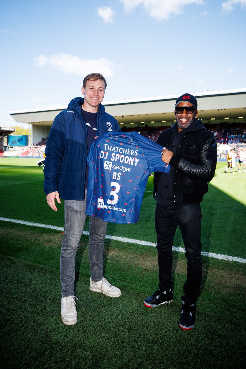 𝗕𝗿𝗶𝘀𝘁𝗼𝗹 𝗕𝗲𝗮𝗿𝘀 🤝 @DJSpoony 🎶 Ahead of his Garage Classical show at @BS3LiveUK this summer, we welcomed DJ Spoony to @ashtongatestad on Sunday! Get your #BS3Live tickets at bs3live.com