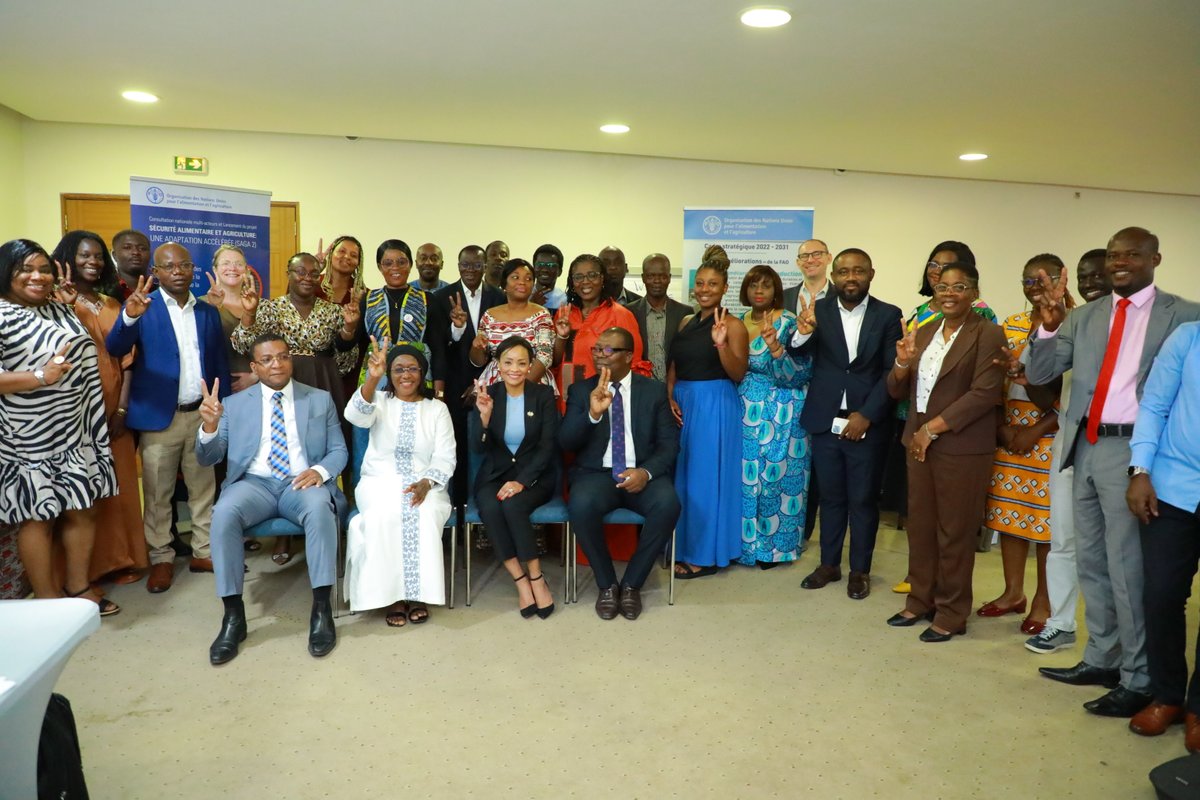 FAOCotedIvoire's tweet photo. #HappeningNow 📍 Bassam 🗓️23-26 avril Consultation nationale du projet Sécurité alimentaire et #agriculture: une adaptation accélérée #SAGA2
La #CotedIvoire fait son entrée comme 3e pays partenaire de ce projet innovant d'adaptation de l'agriculture aux enjeux climatiques. 🌾🌍 https://t.co/gYNZJxX4ZR
