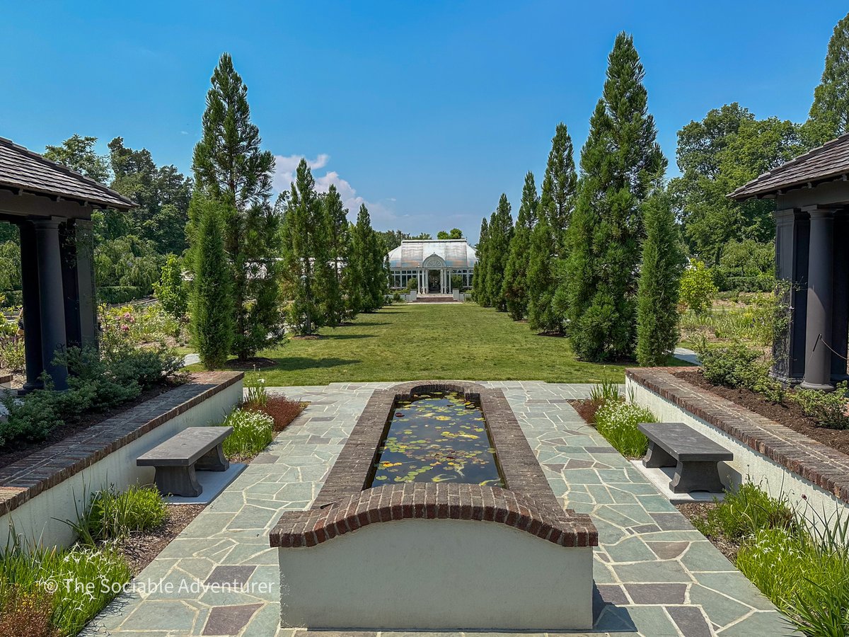 Reynolda Gardens is a breathtaking botanical paradise situated in Winston-Salem, North Carolina.  

thesociableadventurer.com/reynolda-garde…

#VisitNC @VisitNC