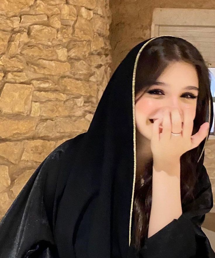 Soiba🧢 (@soibamalik5590) on Twitter photo *زندگی میں مشکل وقت کا آنا لازم ہے*
*تاکہ پتا چل سکھے کون ہمارا اپنا ہے اور کون پرایا۔۔۔۔*🙃 *زندگی میں مشکل وقت کا آنا لازم ہے*
*تاکہ پتا چل سکھے کون ہمارا اپنا ہے اور کون پرایا۔۔۔۔*🙃