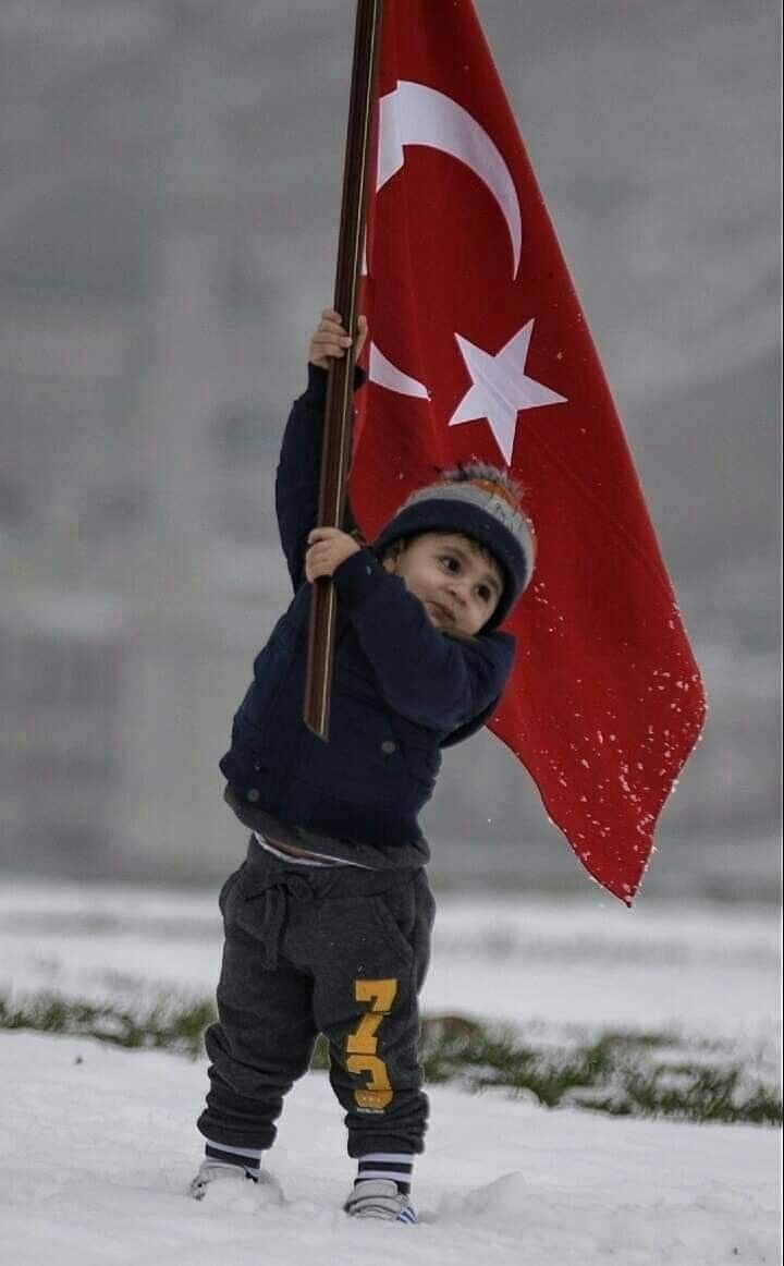 'Yıldırımlar Yaratan Bir Irkın Ahfadıyız' #23Nisan 🇹🇷