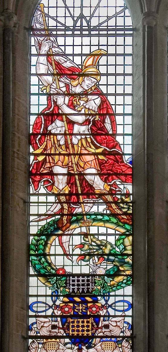 On #StGeorgesDay, here's our stained glass window depicting this famous saint slaying the dragon. The window was designed by Hugh Easton and is dedicated to the memory of Westminster citizens killed during the Second World War. It was unveiled by Princess Margaret in 1948.