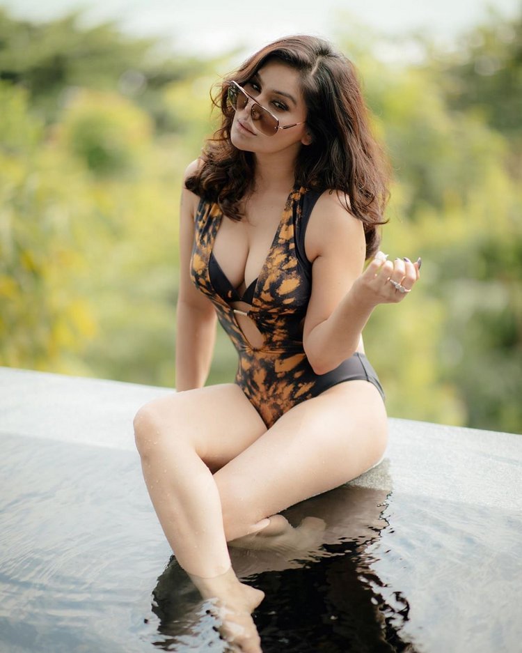 #KangnaSharma #actresshot #bollywoodactress #tamilactress #TeluguFilmNagar #hotactress #BikiniBeauty #actressbikini #ActressChengXiao #Actressworld #Actress #ActressHD