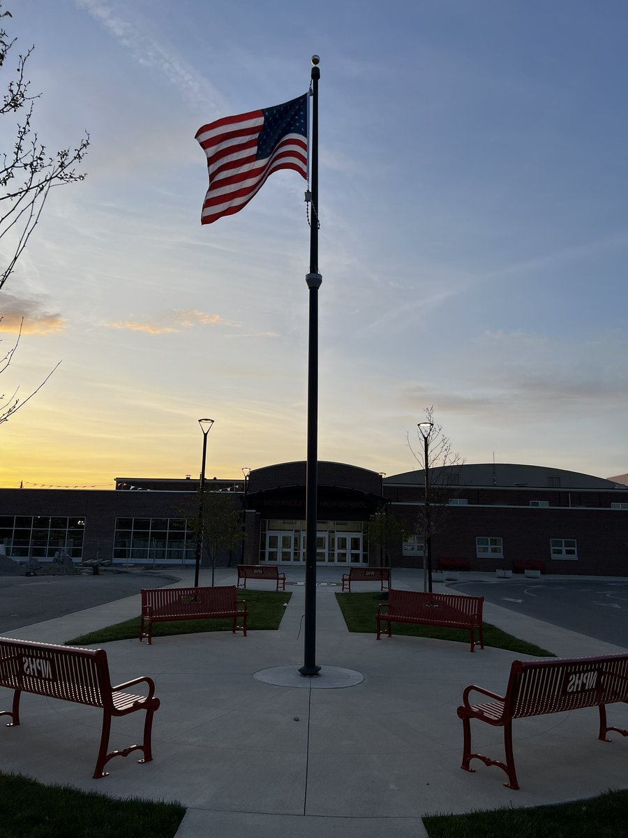 Good morning, Dragons! It’s an eLearning day today, so I got to see the beautiful sunrise this morning. Seniors, we’re looking forward to your exit interviews - it’s going to be a great day!
#nphs #DragonPride @NPHSDragons @VoelzJames