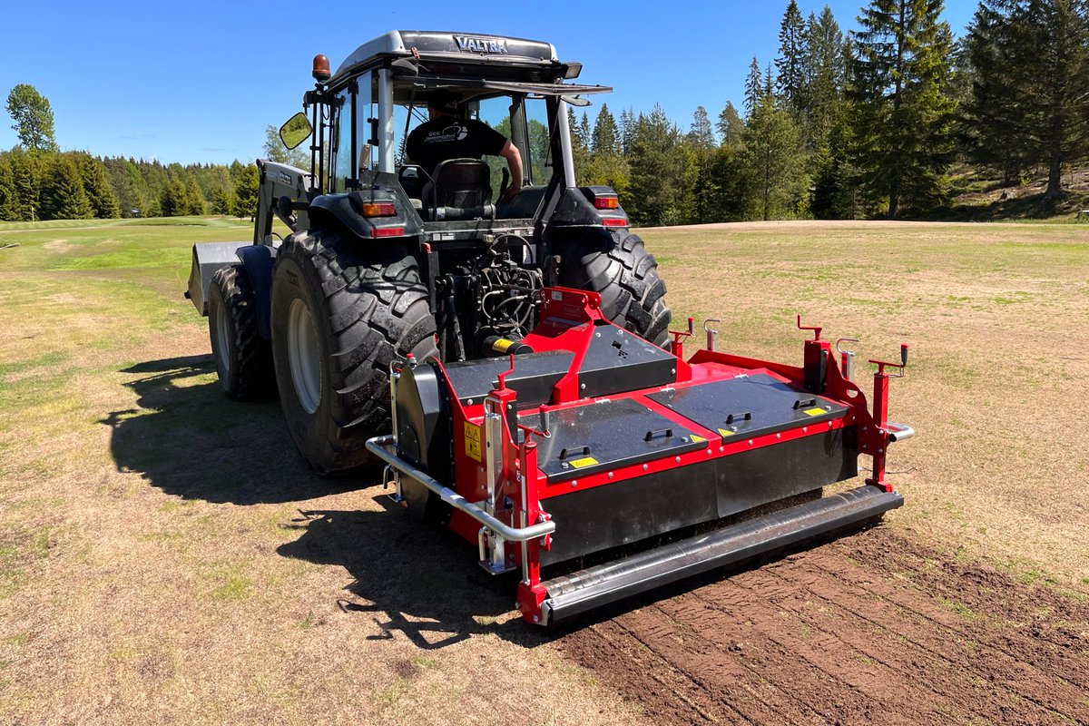 The Redexim Multivator has been developed to offer a #sustainable and #environmentally friendly solution to #topdressing – unlocking and recycling the existing nutrients within the soil profile and delivering significant savings for both time and budgets: bit.ly/49Qa718