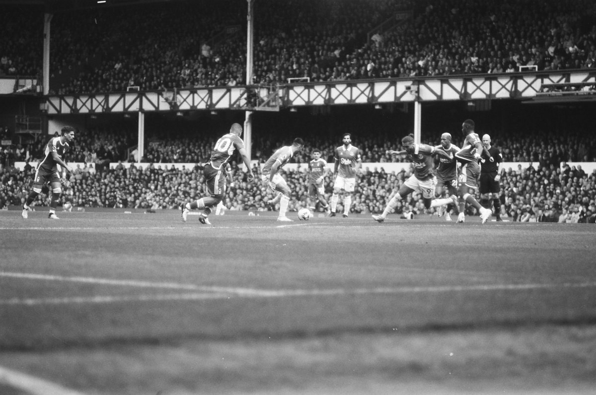 Everton's tweet photo. Goodison in B&amp;W 🎞️🤩

📷 Nikon F90x with Ilford Pan-F film 
🔵 @TheGaryLambert https://t.co/n7B6ukSU1s