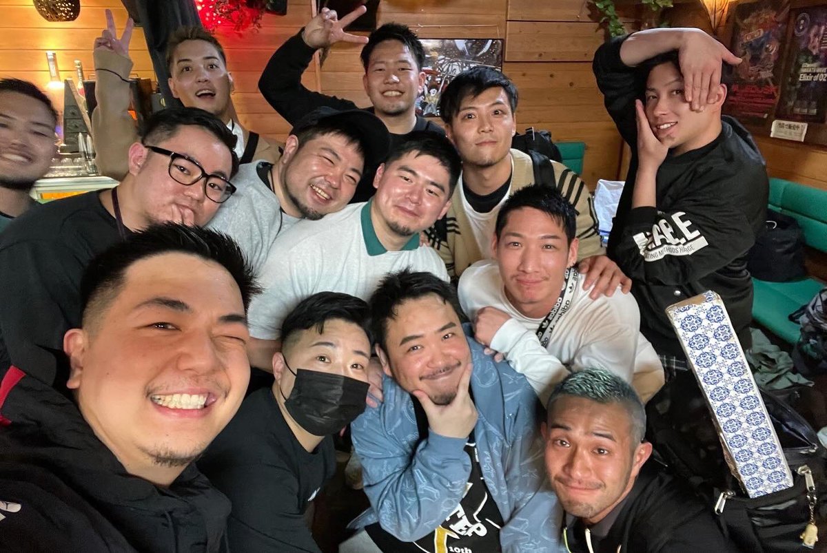 AMU⭐︎PACE vol.3  in 博多

終始笑ってばっかだったなぁ〜
また行きたい☺️

ひたすら飲んで騒いでばっかり笑

お越しくださまた皆様
ありがとうございます😊