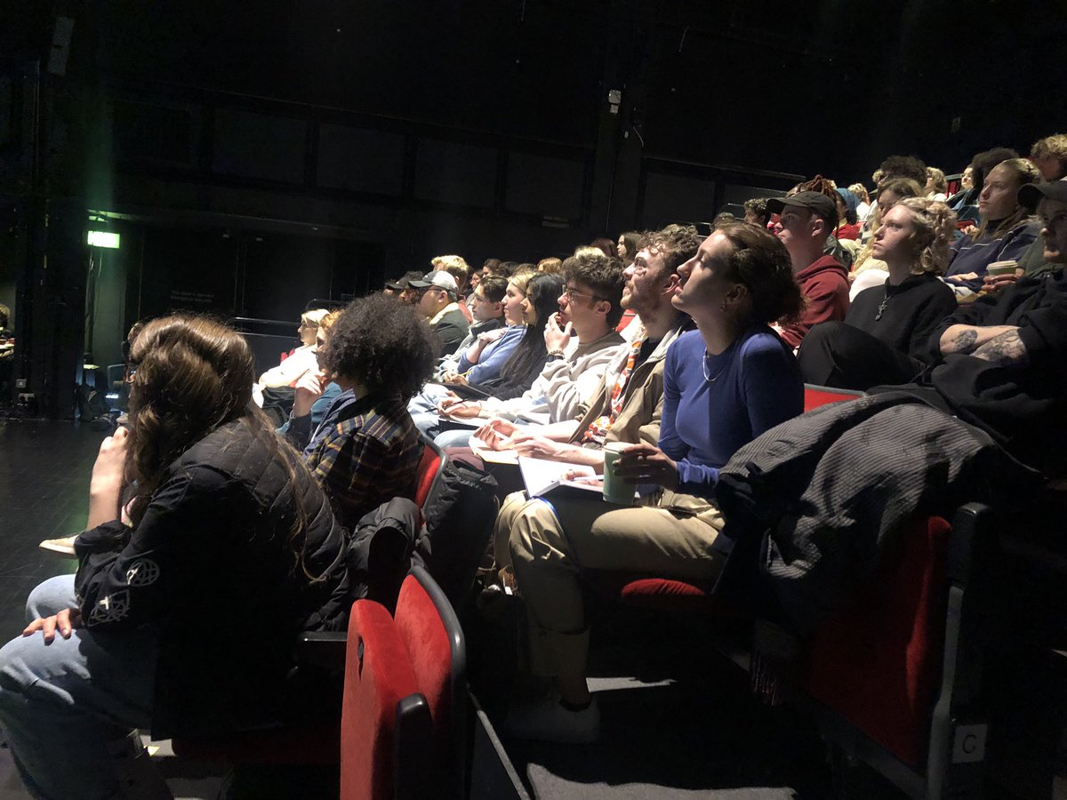 Last up ‘Building your skills to be future proof: Virtual Production’ @CCConventionUK Student Masterclasses…. With @studiogiggle and Distortion Studios - I know our @UWE_FILM students are excited for this one….thanks again to @UWEBristol for hosting these fab sessions x