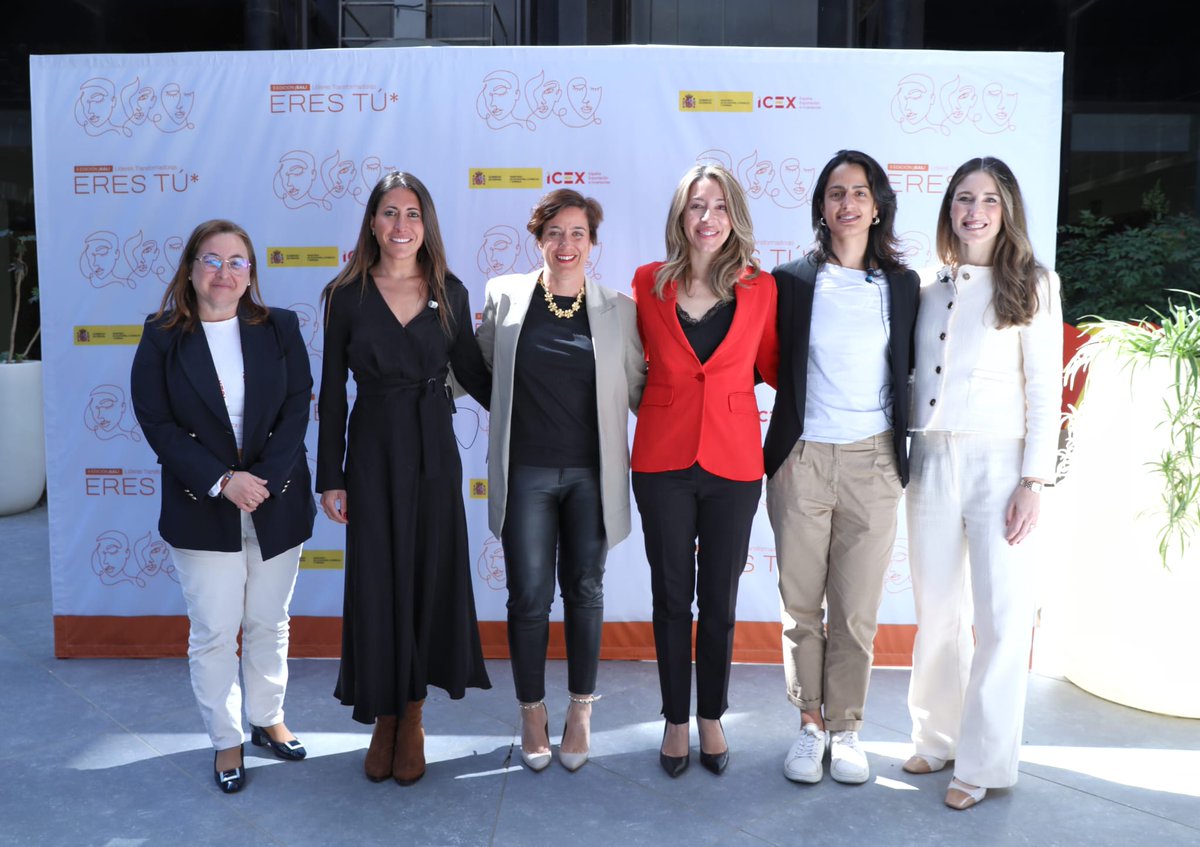 👱‍♀️#ICEX acoge hoy la segunda edición de ¡SAL! bajo el título '#Mujeres líderes: Eres tú' que persigue favorecer la creación de una comunidad para que las mujeres que lideran empresas puedan apoyarse en el ámbito de la internacionalización 🧵