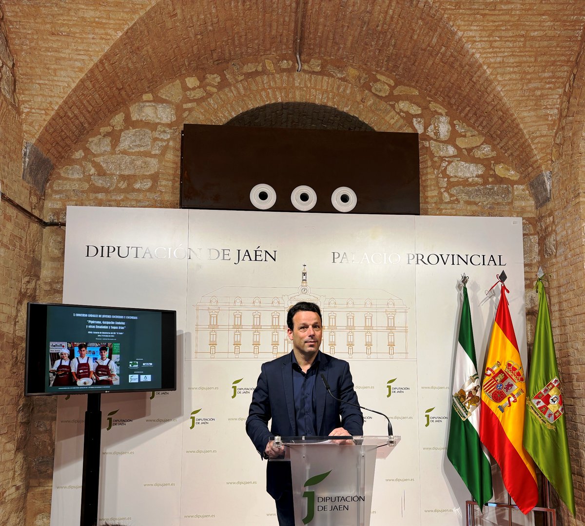 🍽️🫒Productos @DegustaJaen y #AOVE de la provincia, bases de los platos del X Concurso Andaluz de Jóvenes Cocineros @dipujaen colabora en este certamen, que organiza #Fecoan y en el que podrán participar alumnos de las escuelas de hostelería andaluzas⬇️ acortar.link/Pc1luV