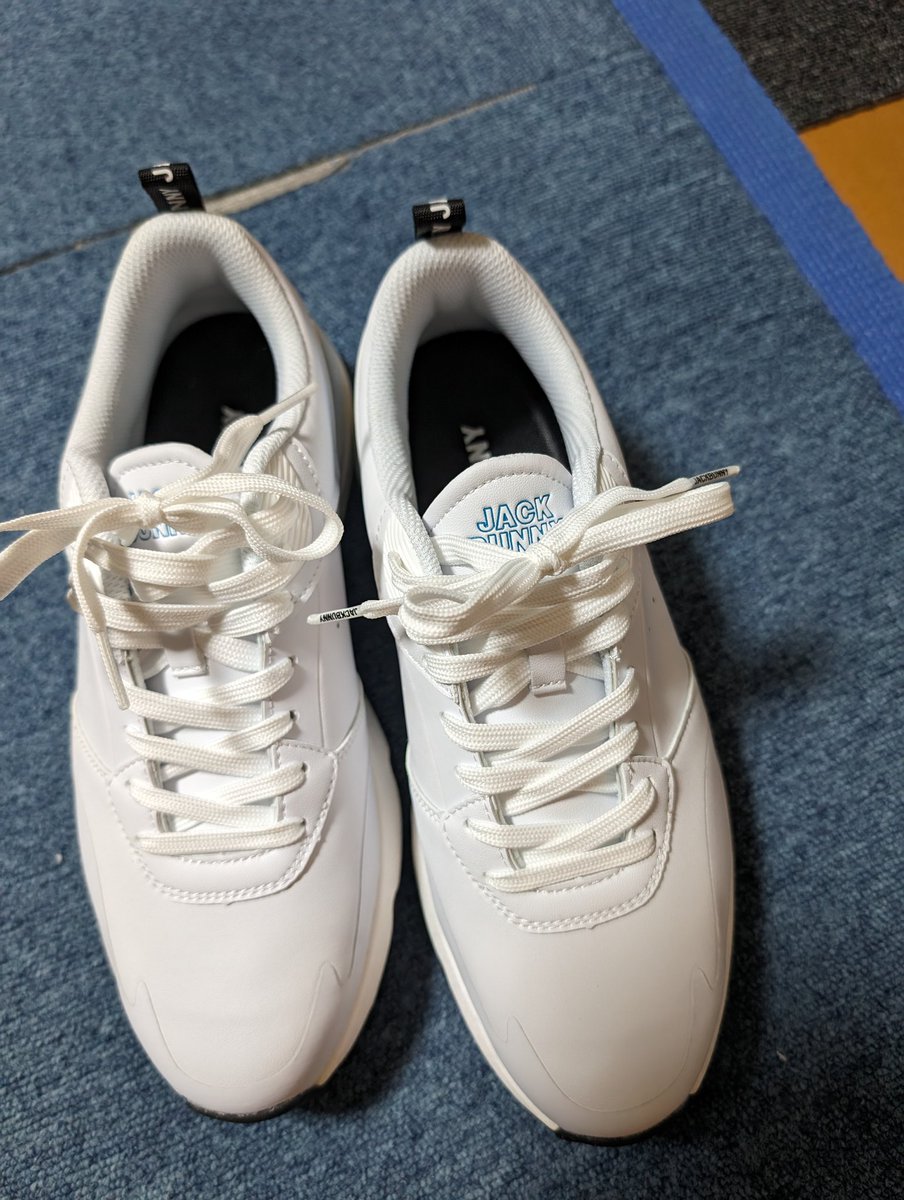 tagwagmdm's tweet photo. ゴルフ道具を色々と刷新した！
真面目に練習しなきゃな✧⁠◝⁠(⁠⁰⁠▿⁠⁰⁠)⁠◜⁠✧ラウンドも周ろう(⁠｡⁠•̀⁠ᴗ⁠-⁠)⁠✧誰かおらんかな(⁠´⁠°̥̥̥̥̥̥̥̥⁠ω⁠°̥̥̥̥̥̥̥̥⁠｀⁠) https://t.co/Nz1eApRfAI