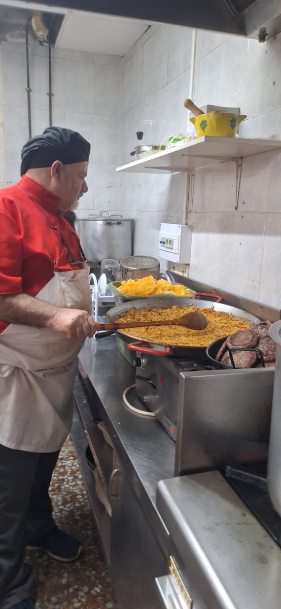 Seguim oferint companyia i un plat calent al #MenjadorPopular