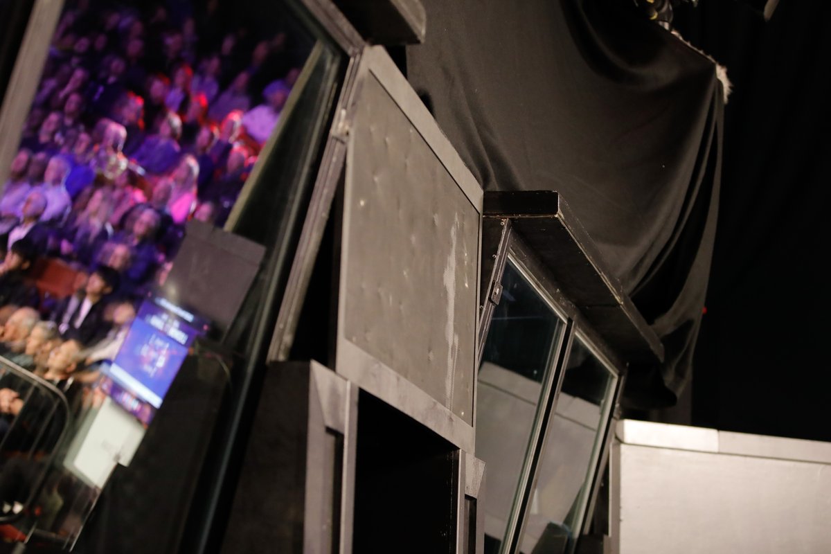 Board fell. #JustShootMe #LemonWackyHello