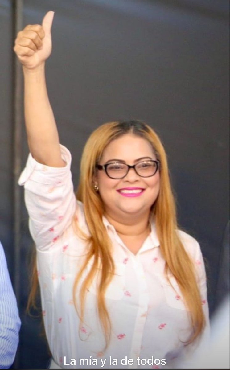 MariluzFerminA's tweet photo. La Mía  VOTA 4️⃣🫵🏻✅💪 @GreyPerezDiaz  La Voz de Azua #Supite nuestra Diputada #VolveremosAGanar https://t.co/AWYlaxqHzA