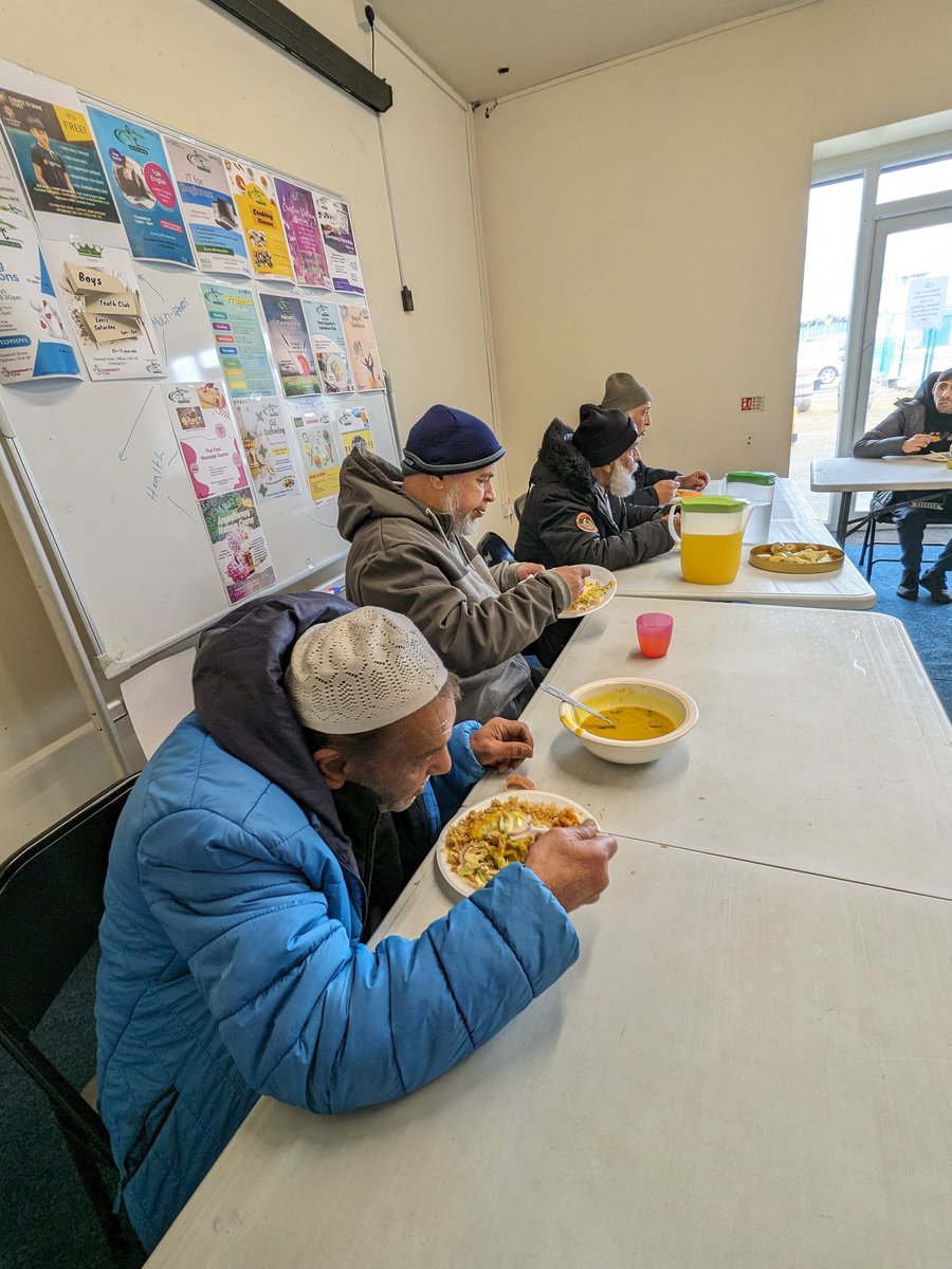 🌟 Our Tuesday lineup is a true delight! From luncheon club to cricket, yoga, and sewing class, topped off with a delicious lunch. Our community shines bright with pride! 🌟 #CommunityPride #TuesdayVibes #oldhamgreenhill #projects #activities