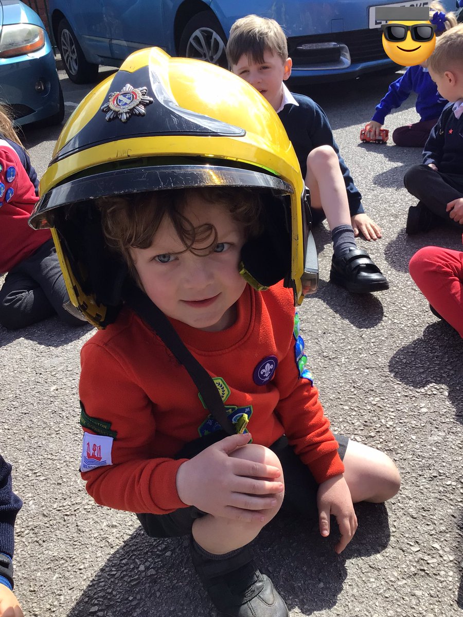 Exciting day for our foundation stage children with Mersey Fire and Rescue Service! 🚒 Not only did the children learn about fire safety, but they also got to try their hand with the hose! #FunLearning #FirefightersInTraining #Communityheroes #Firesafety