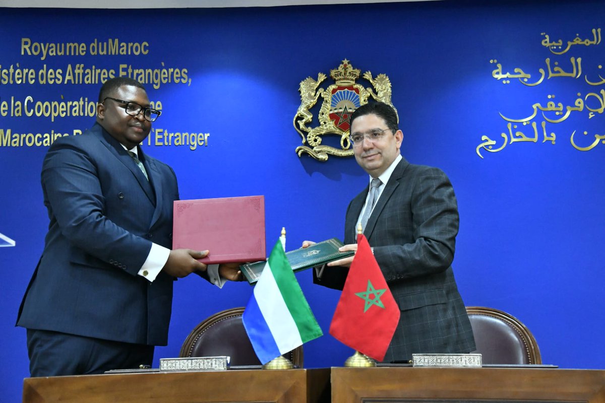 🇲🇦-🇸🇱| A l’issue de leur entretien bilatéral, M. Nasser Bourita et son homologue de la Sierra Leone, M. Timothy Musa Kabba, ont procédé, aujourd’hui à Rabat, à la signature d’un communiqué conjoint entre le Royaume du Maroc et la République de Sierra Leone.